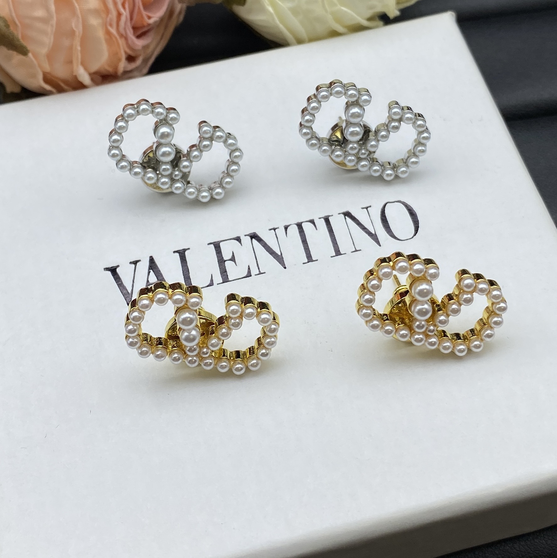 V stylenew earrings