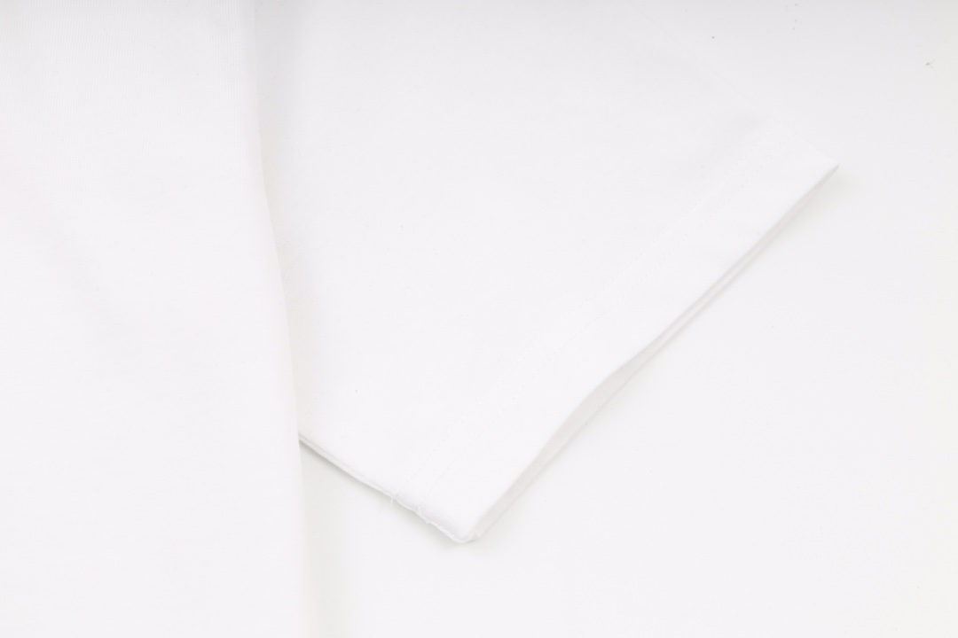 Hermes Summer Spring New Design Golden Logo Printed Fashion and Leisure Unisex T-shirt