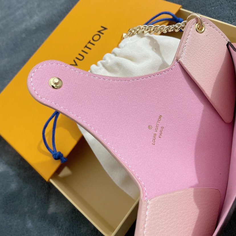 L design  new glasses case