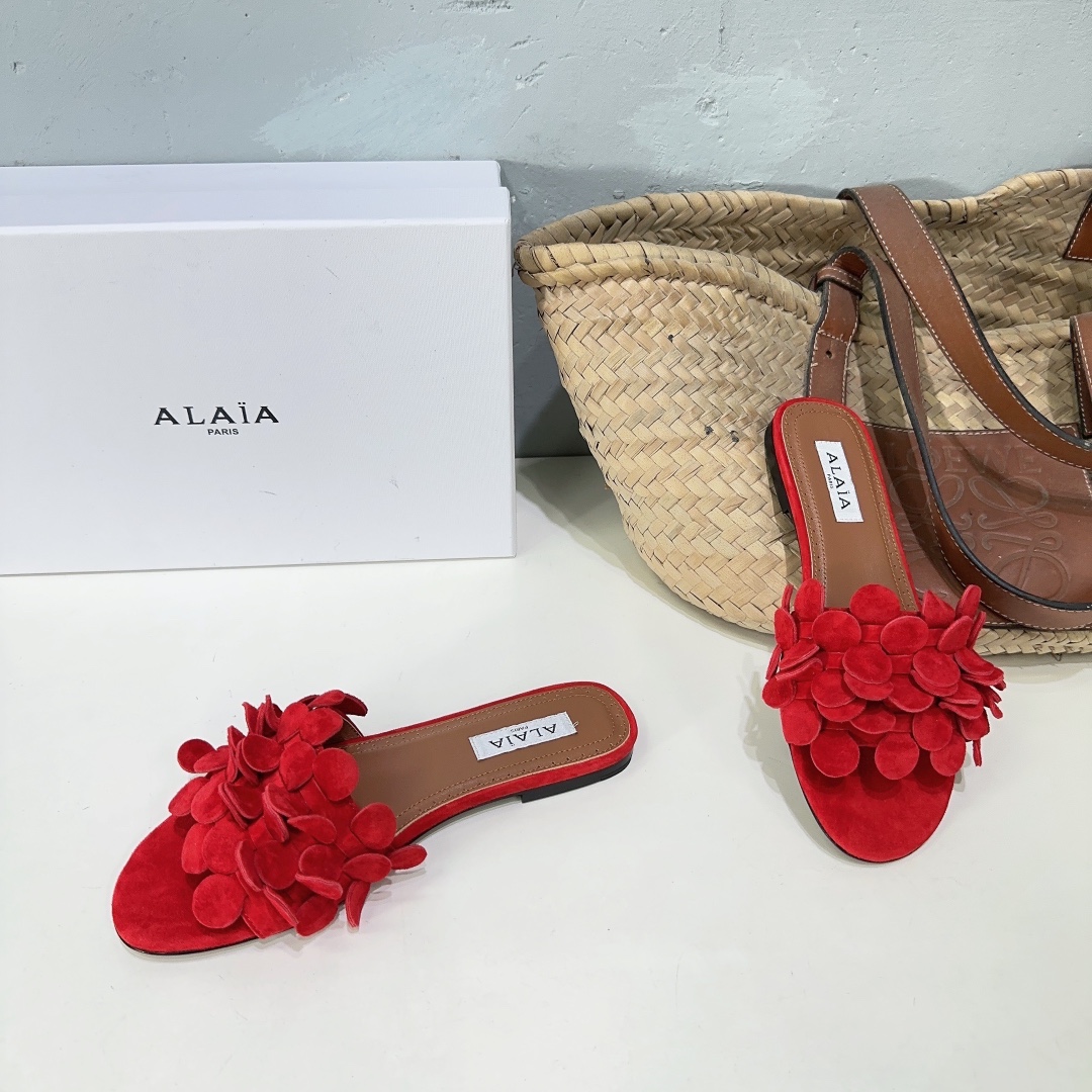 Alaia 2024 new round flower embellished flat sandals