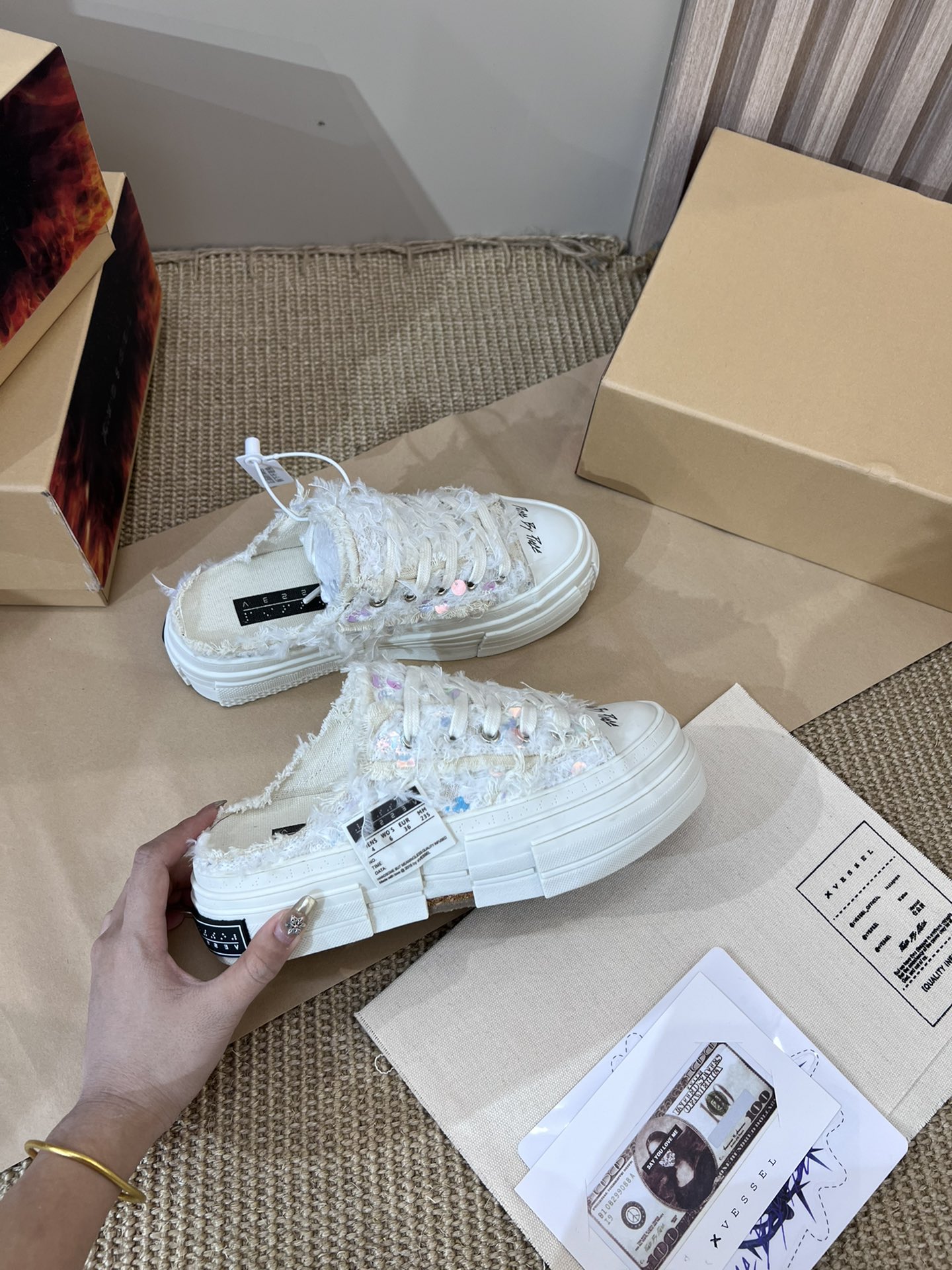 xVESSEL Swan Heart Series