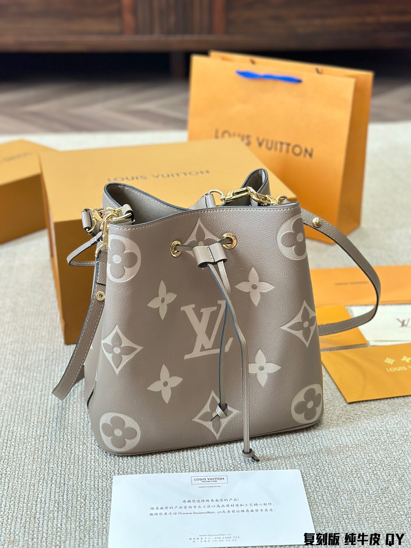 L designElephant Grey Classic Bucket Bag