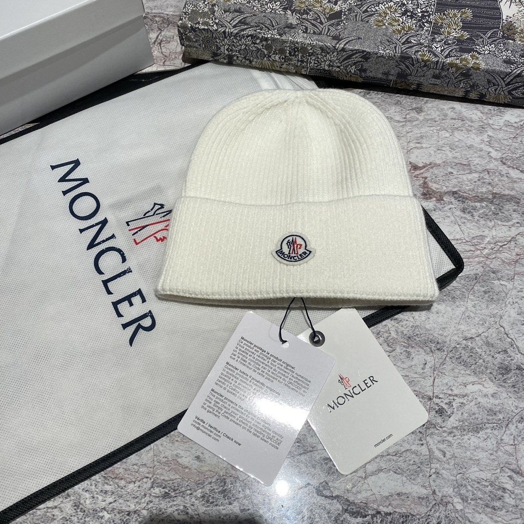Moncler Classic Wool Knit Hat