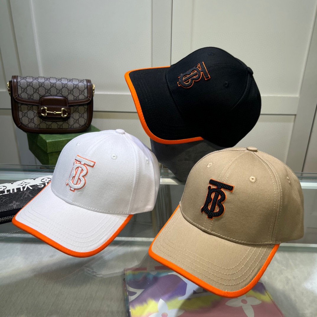 B design  embroidered baseball cap