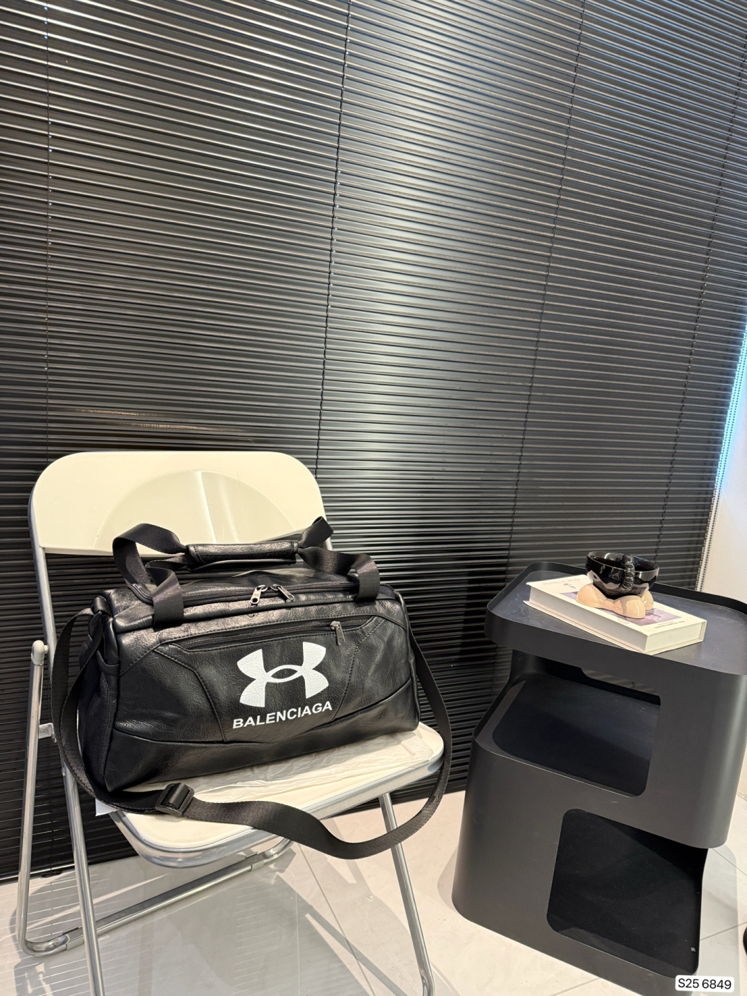 B Design Joint Gym Bag