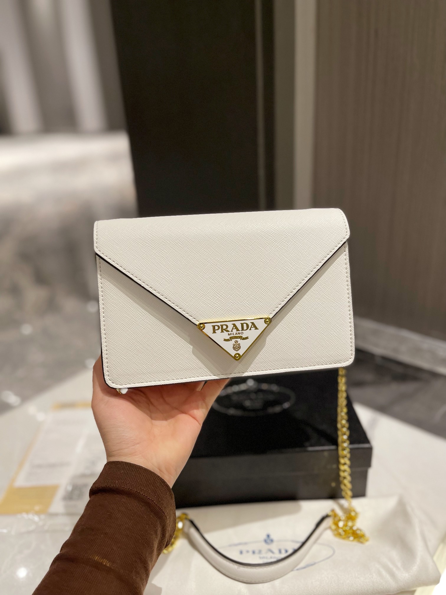 P design Shoulder Bags