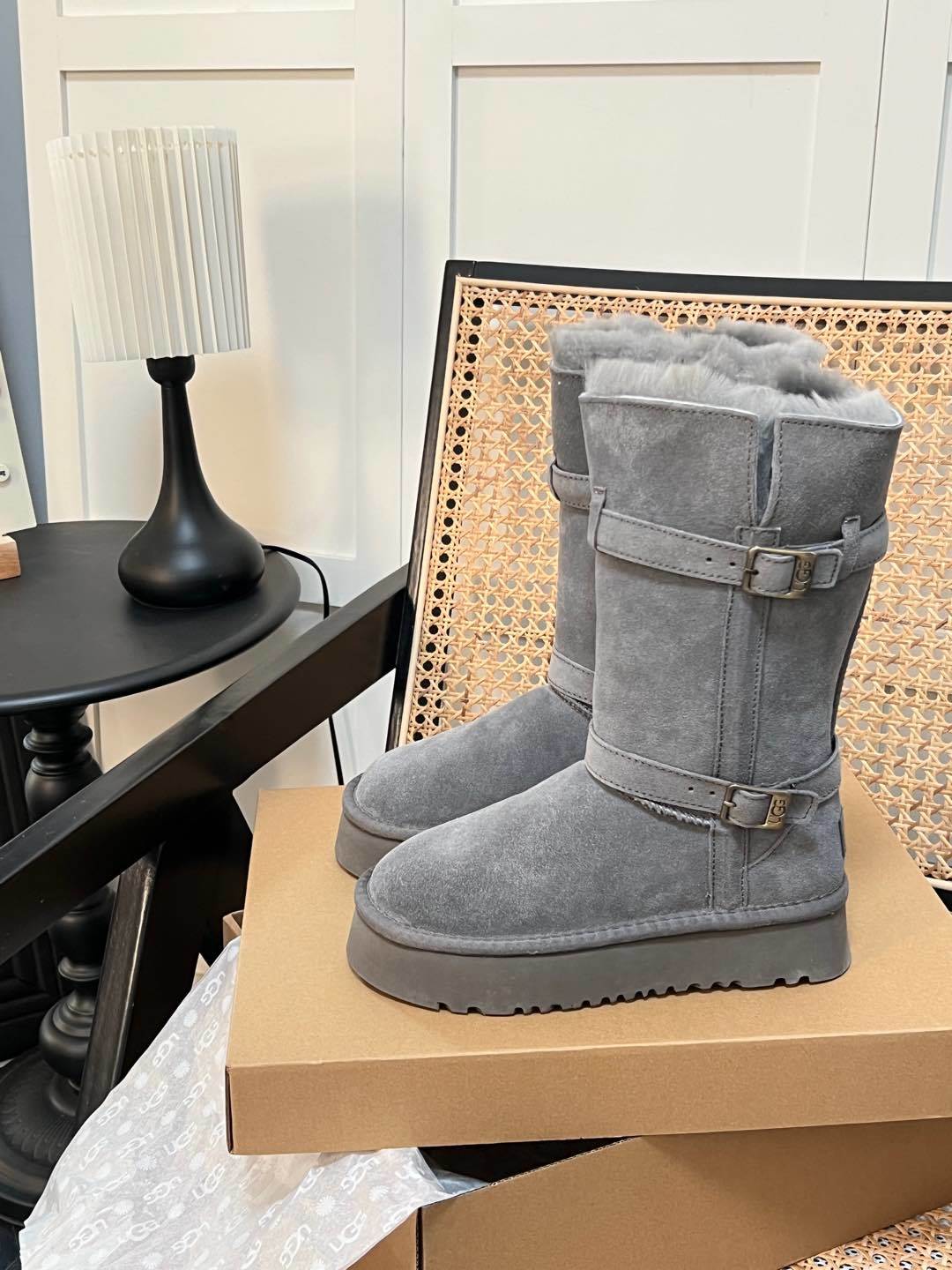 U design 2025ss latest winter fur boots