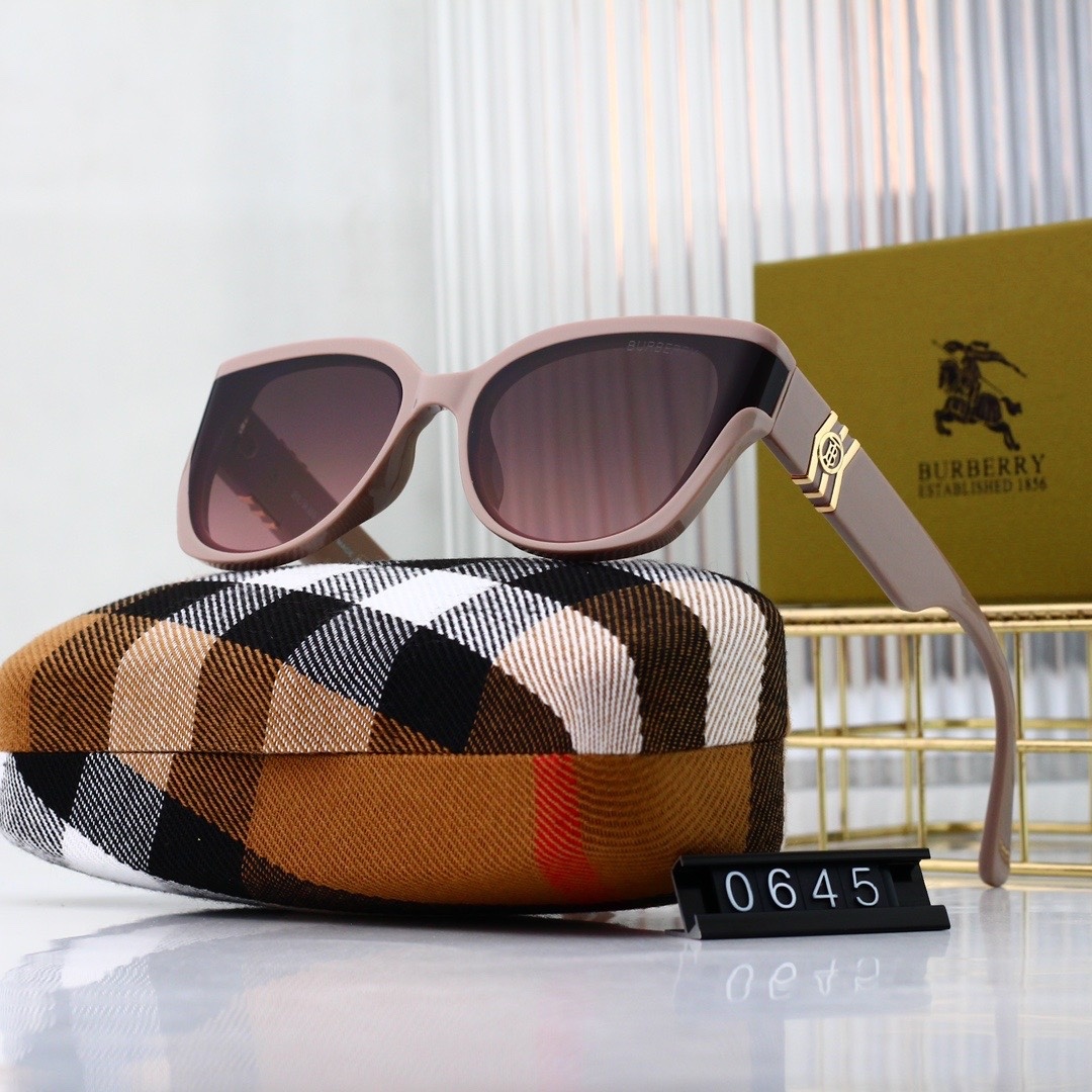 B design Fashion new sunglasses 0645