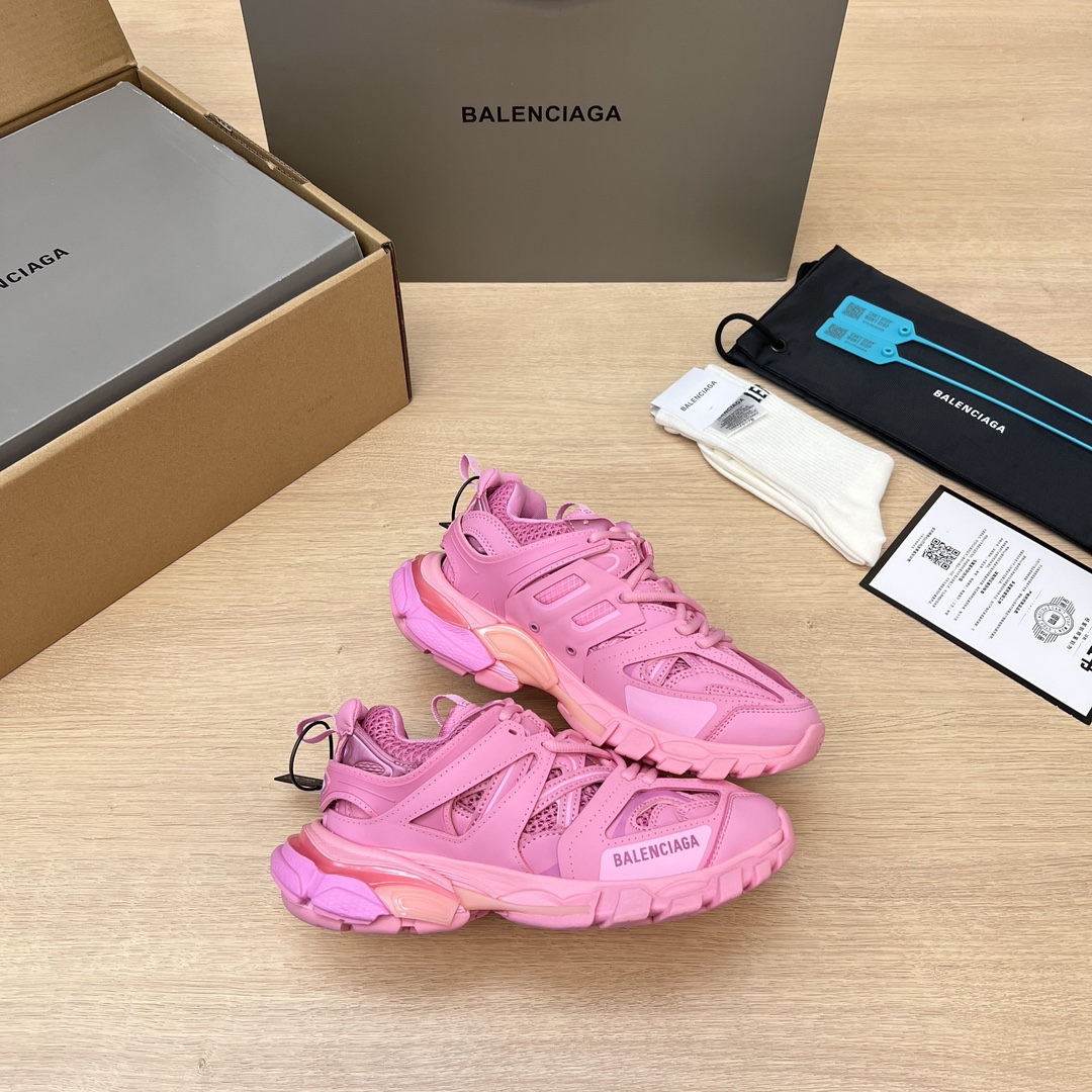 B design track 3.0 Classic stylish sports shoes