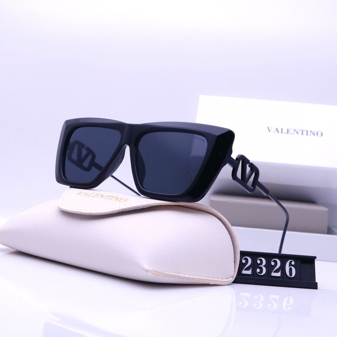 V design Fashion New Sunglasses 2326