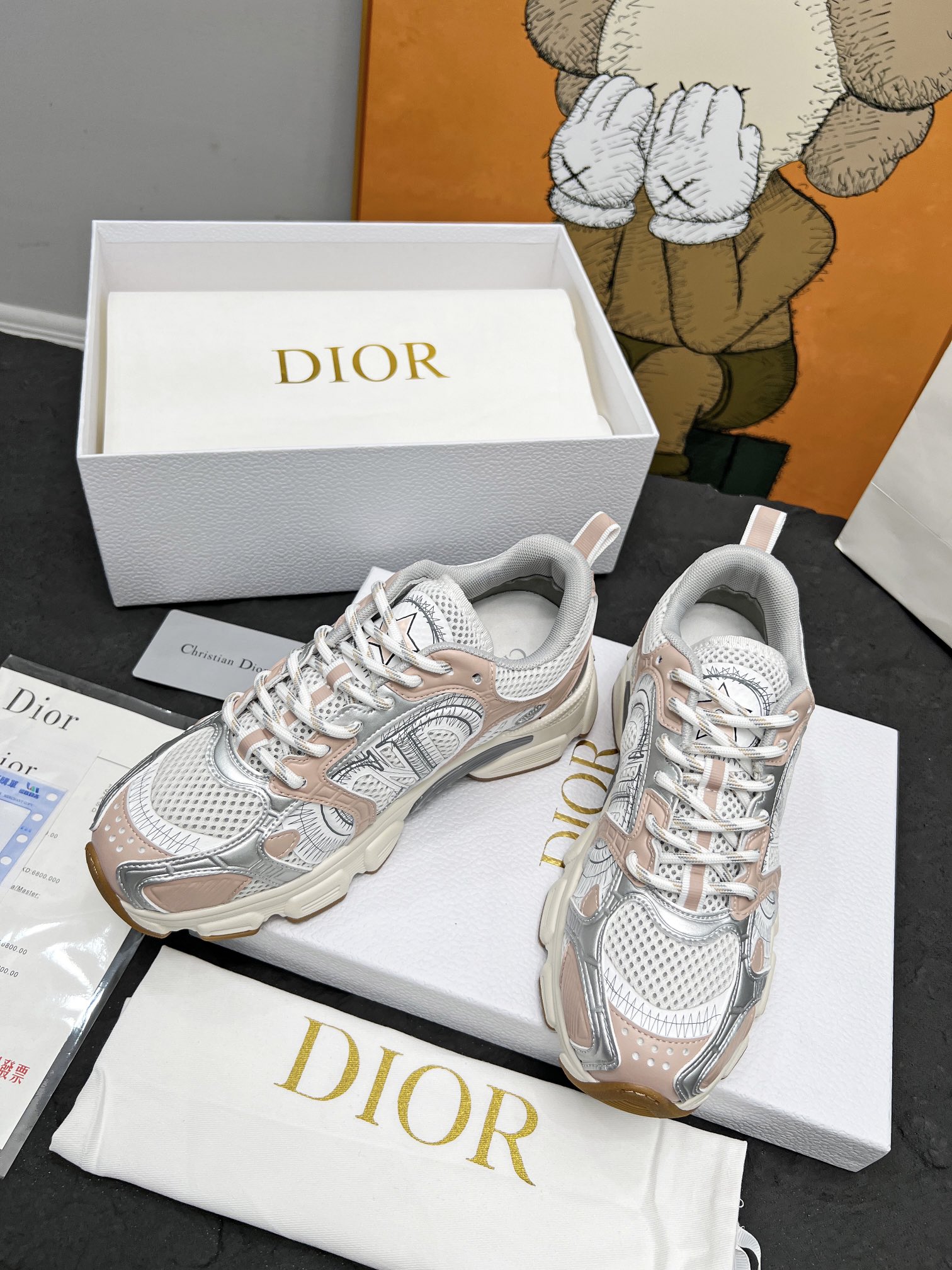 D design 's new versatile Chrono sneakers