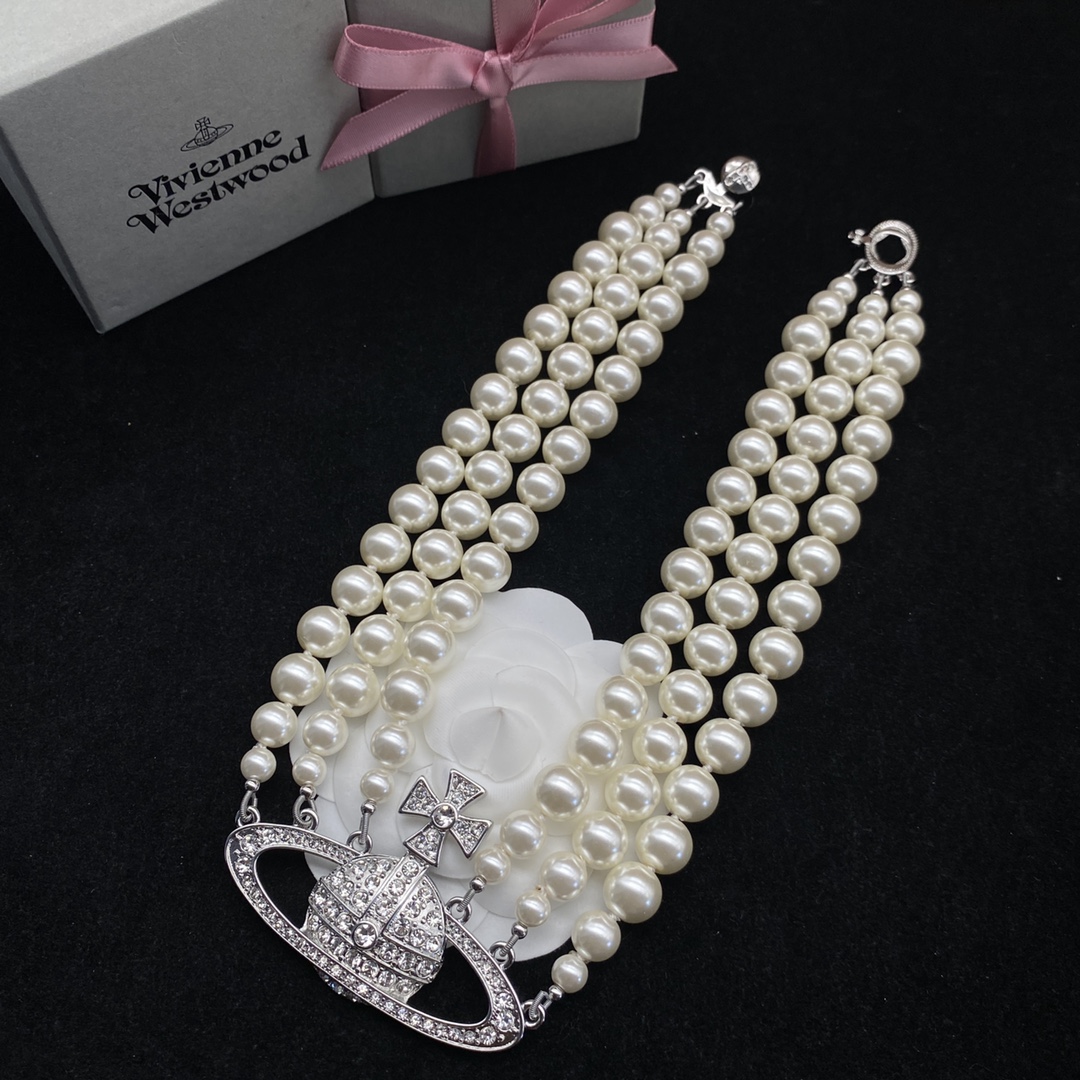 Western Queen Mother's Pearl Necklace