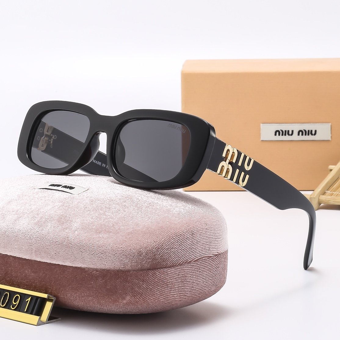 M design Baozou series high quality sunglasses 2091