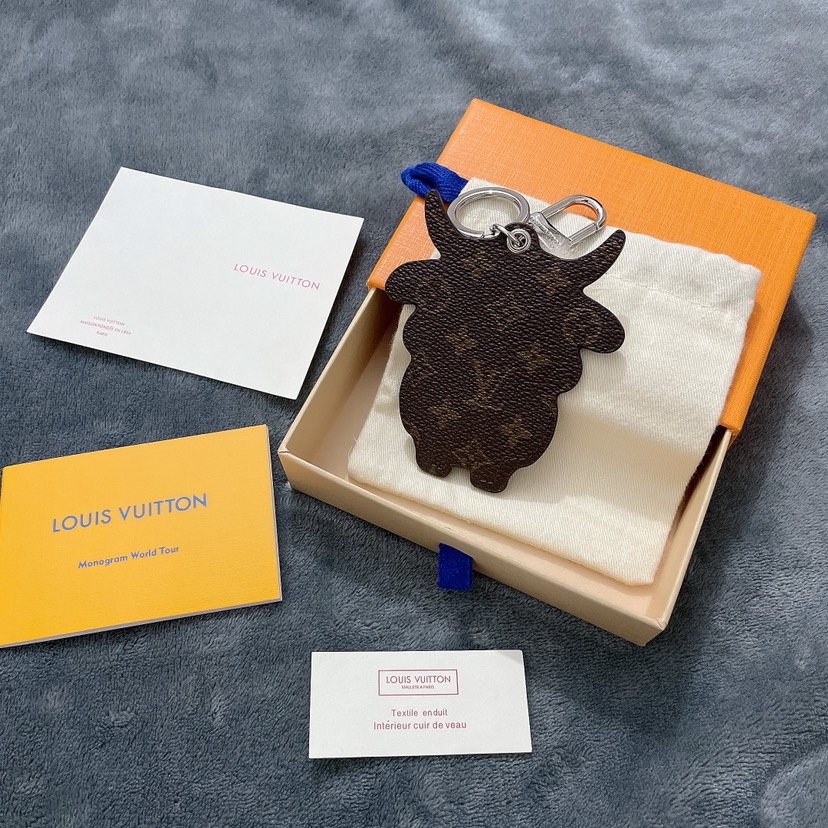 L design  Yak Keychain