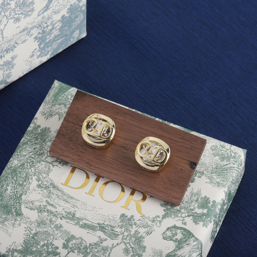 D designfashion earrings