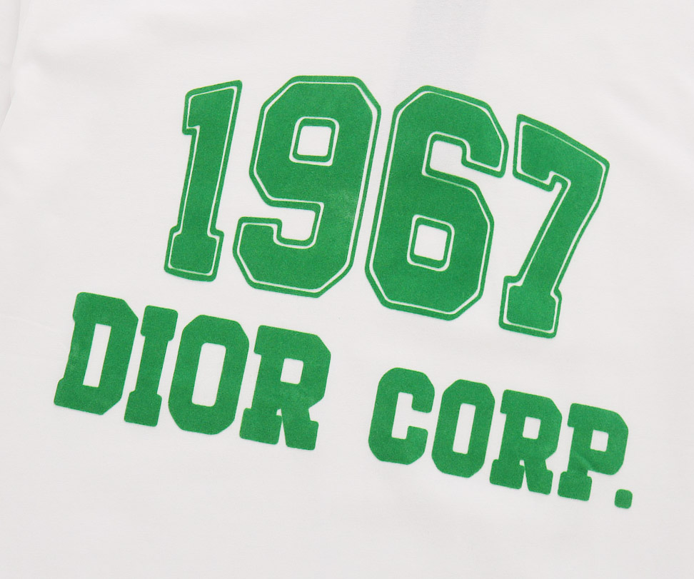 D designSummer New Design Round Neck Unisex Classic T-shirt