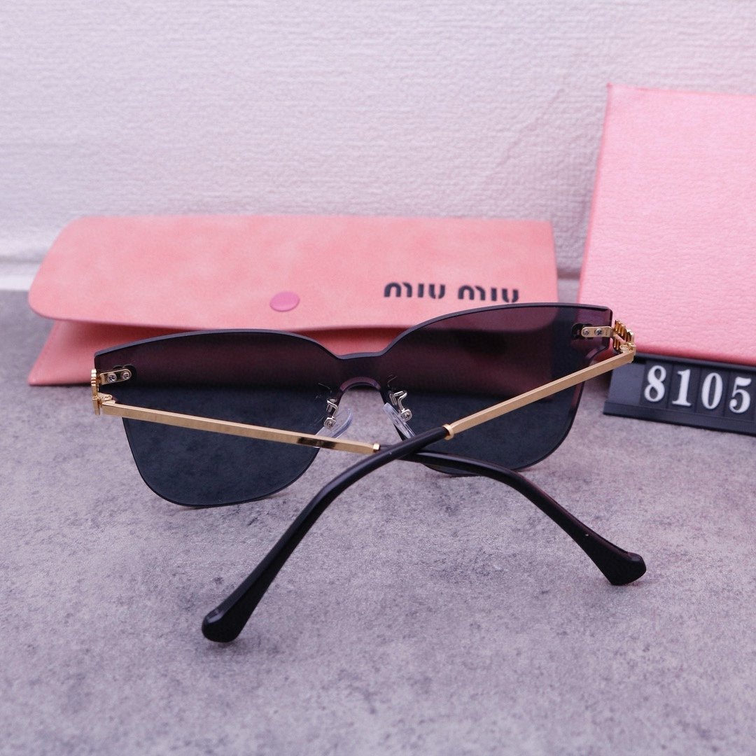 M design Fashion new sunglasses 8105