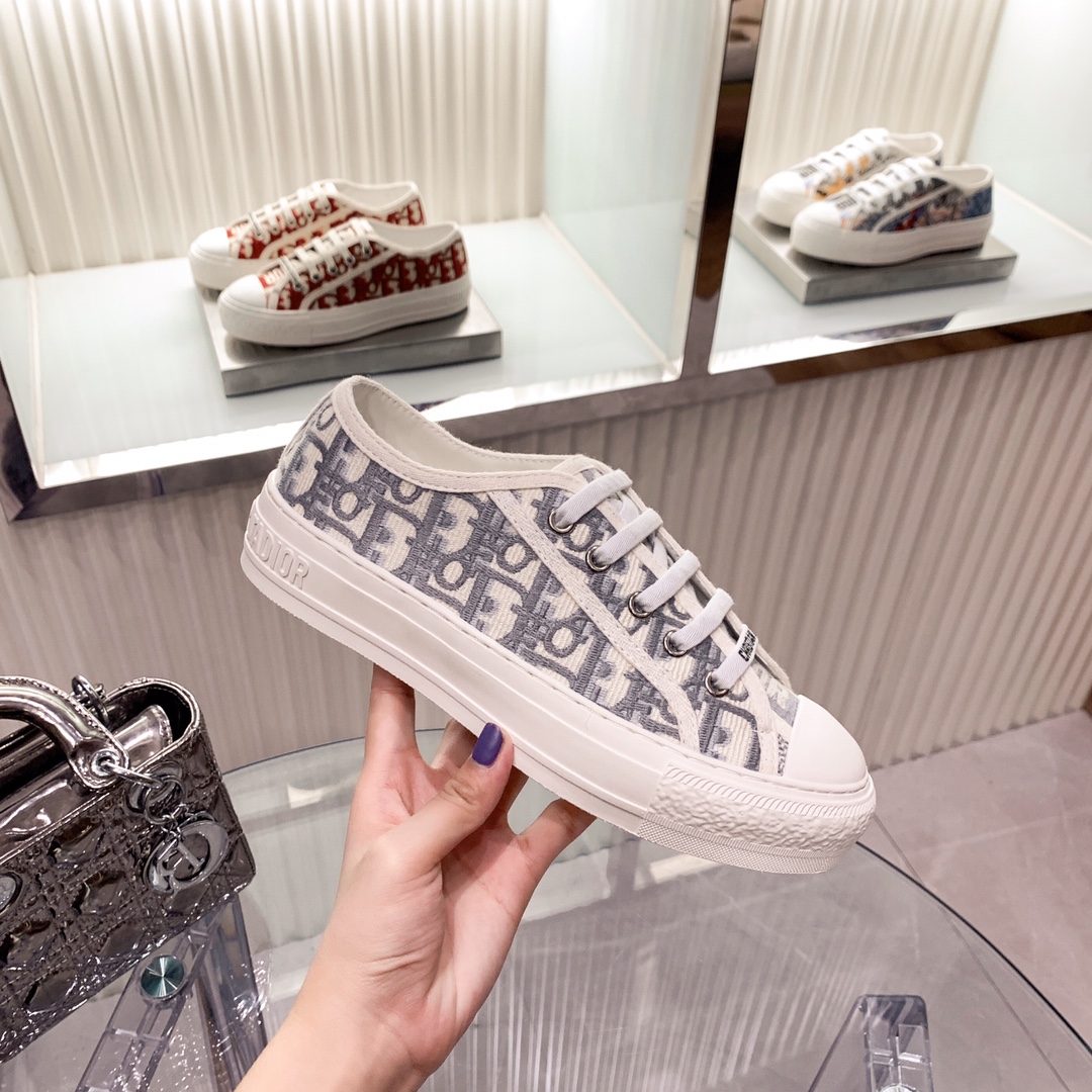 D design Trend Fashion Classic Comfy Canvas Flat Shoes