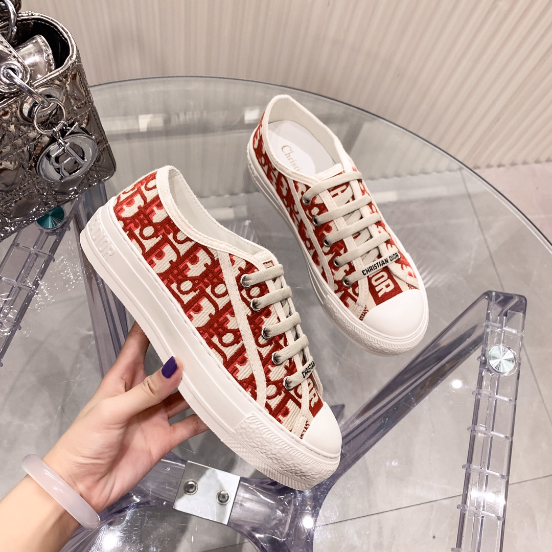 D design Trend Fashion Classic Comfy Canvas Flat Shoes