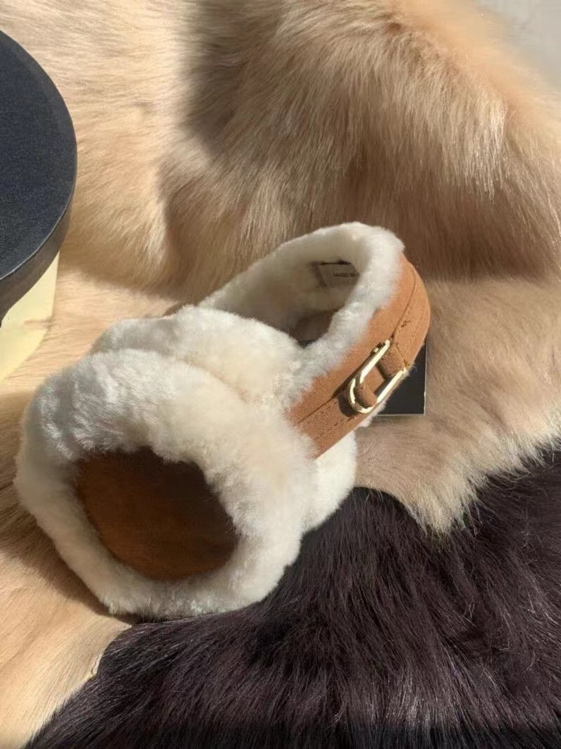 UGG New fashion Winter Plush Earmuffs Keep warm (New arrival)