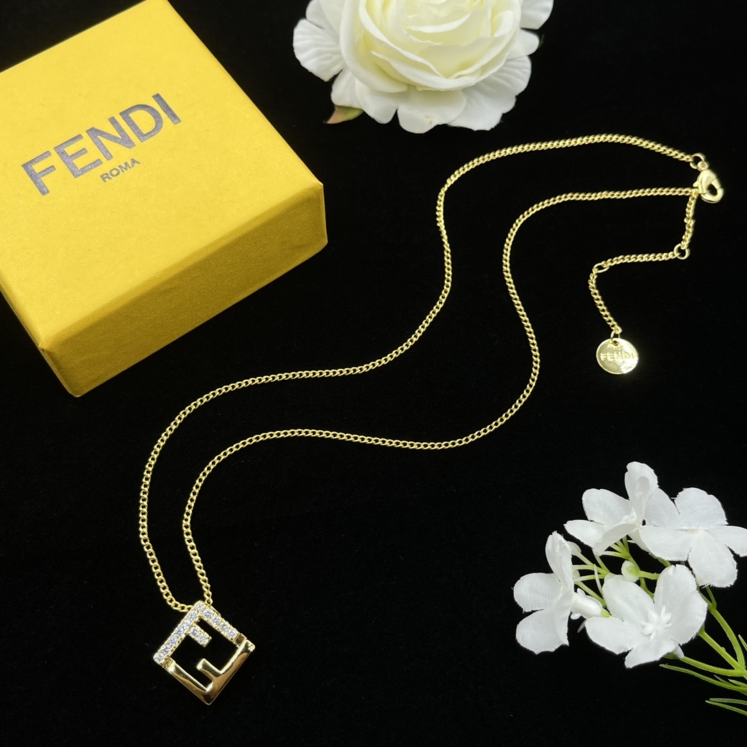 F design  Diamonds Hollow Necklace
