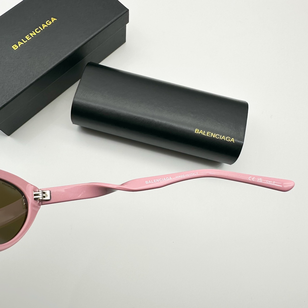 B design  fashion glasses