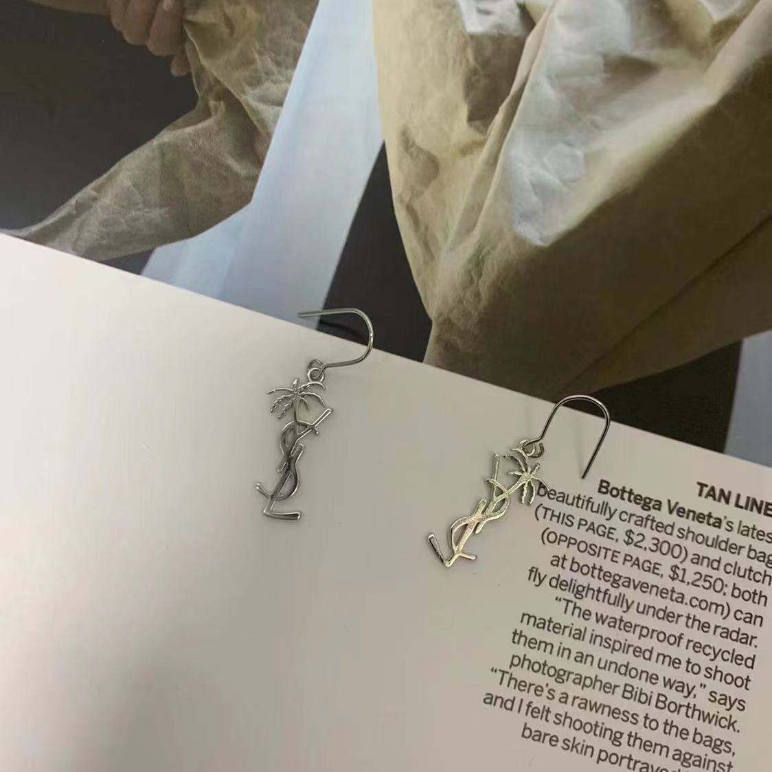 Y style Yve Y design high qualityPalm Earrings New accessories