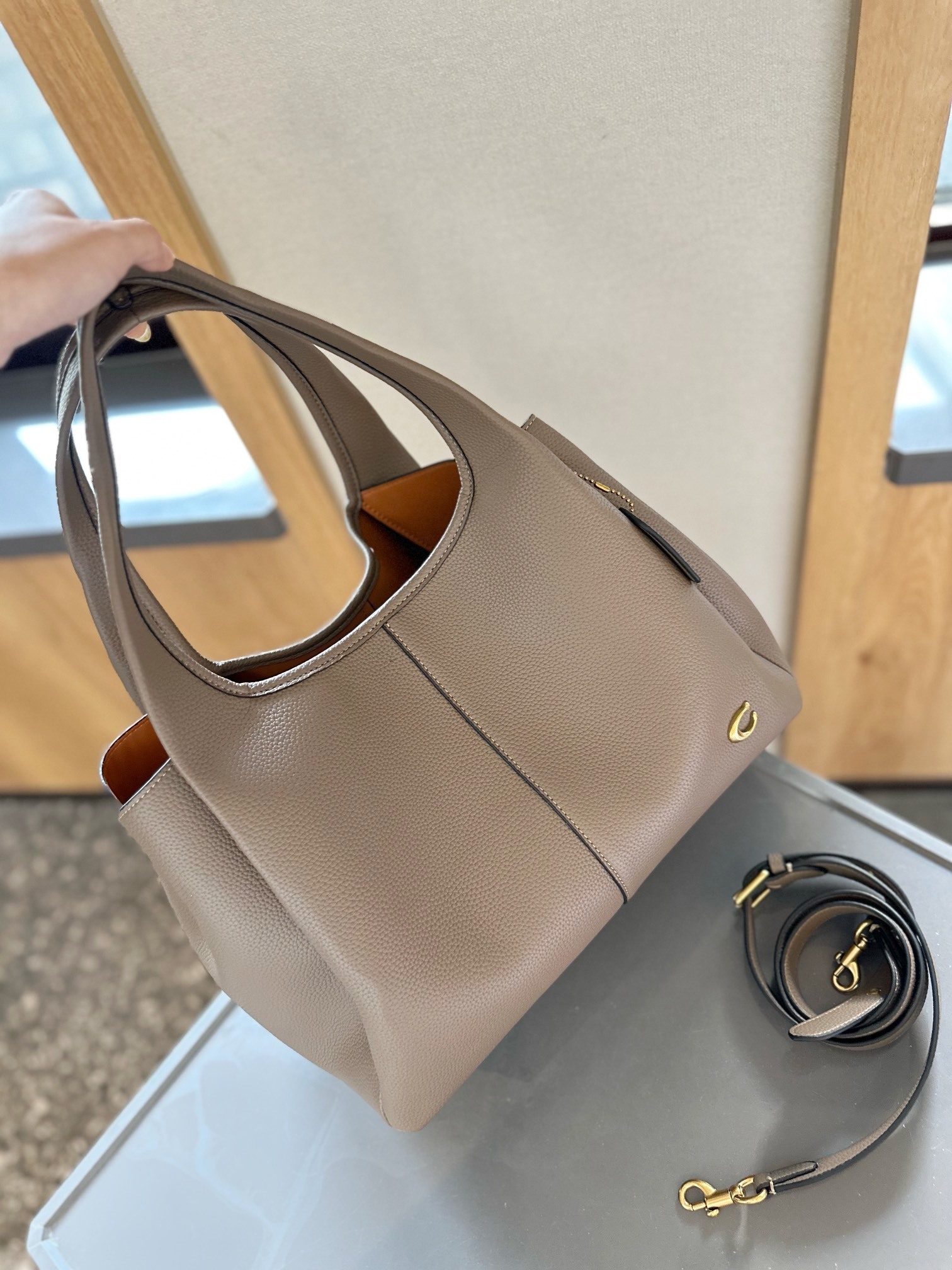 C design Lana basket Handbag commute tote bag