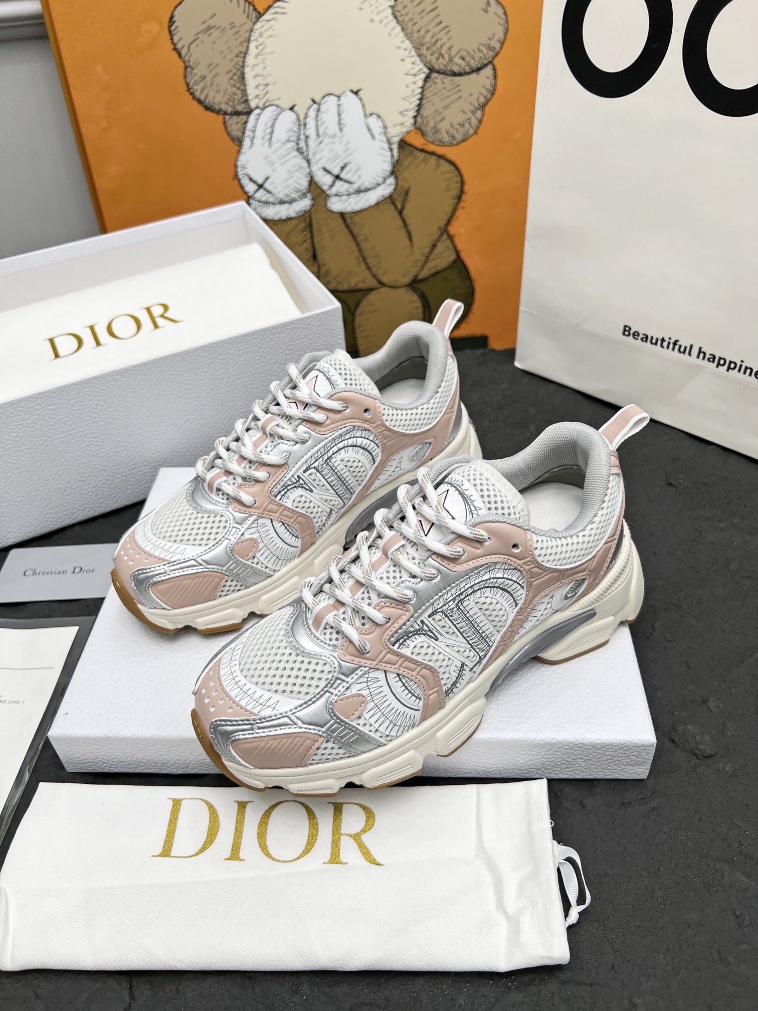 D design 's new versatile Chrono sneakers