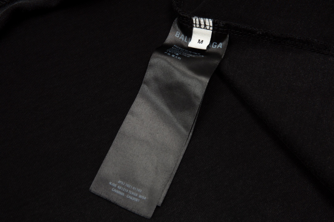 B design  2023 New Brand Design Dislocation Cotton Breathable Unisex Fashion T-shirt