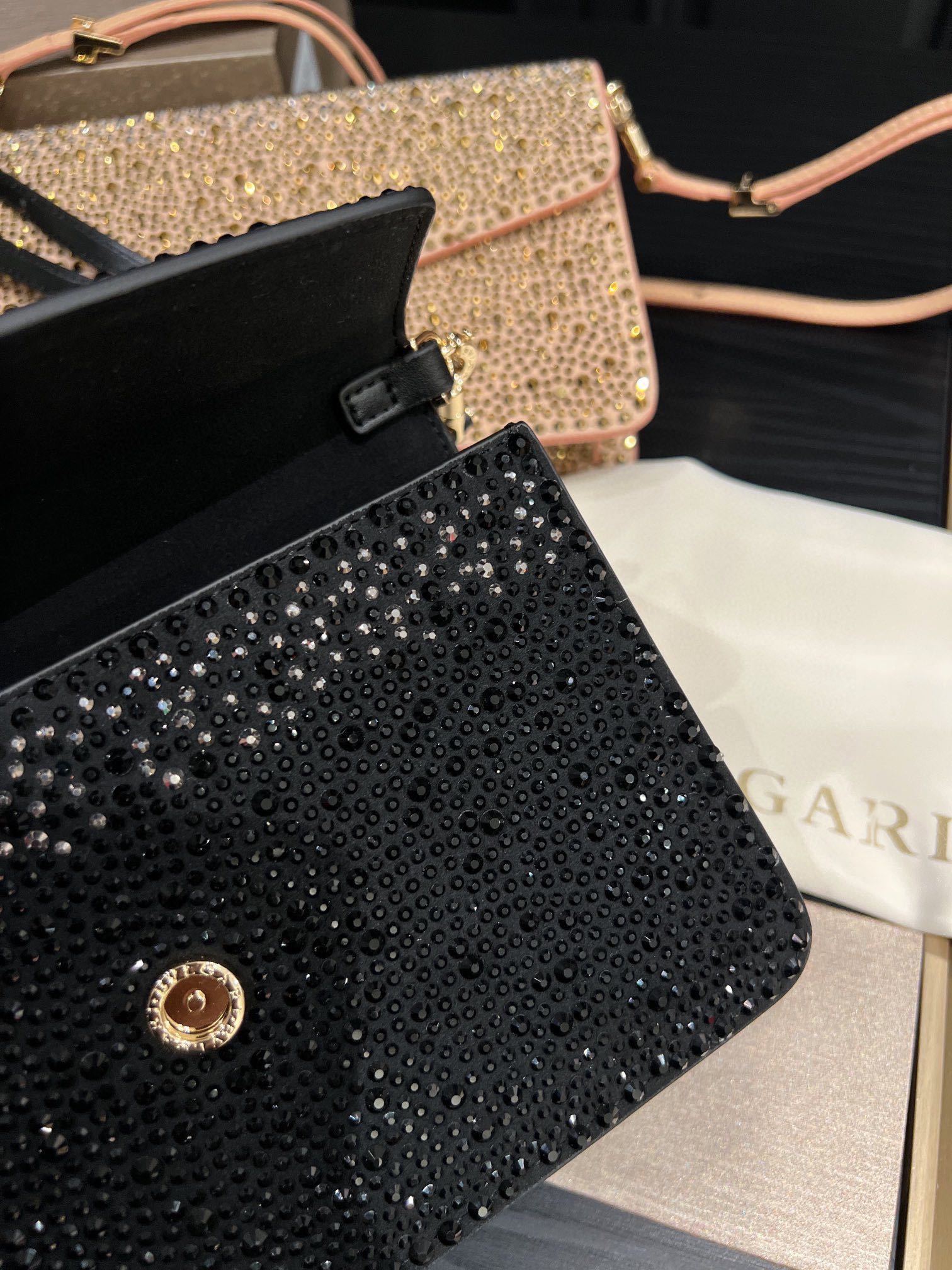 B Design Classic Rhinestone Snake Head Bag