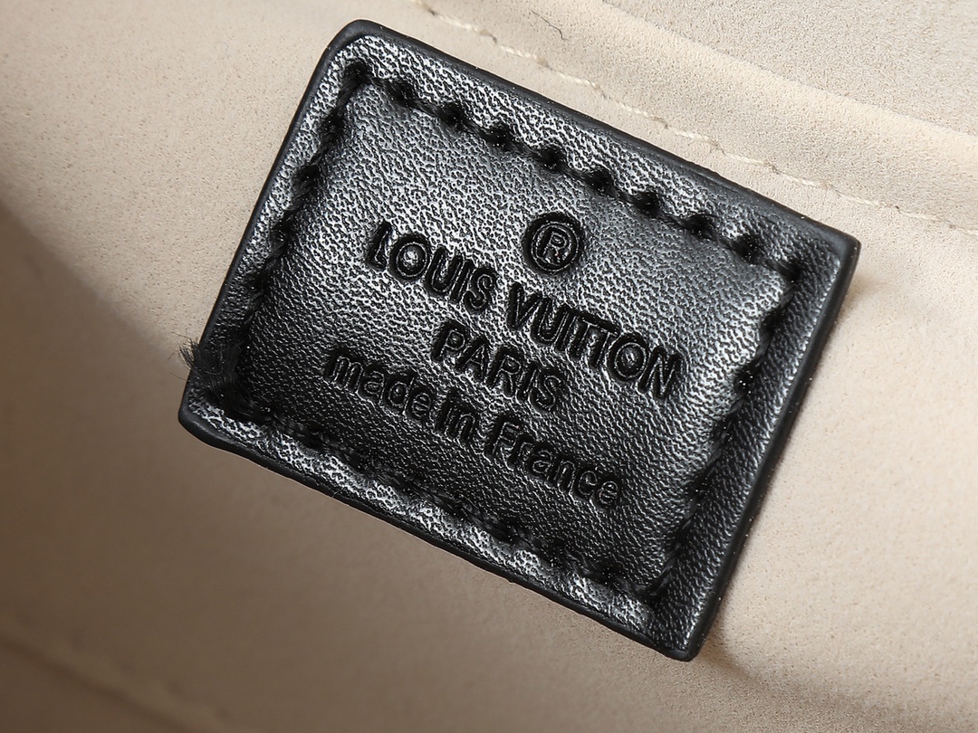 L design classic Varenne series women's handbag