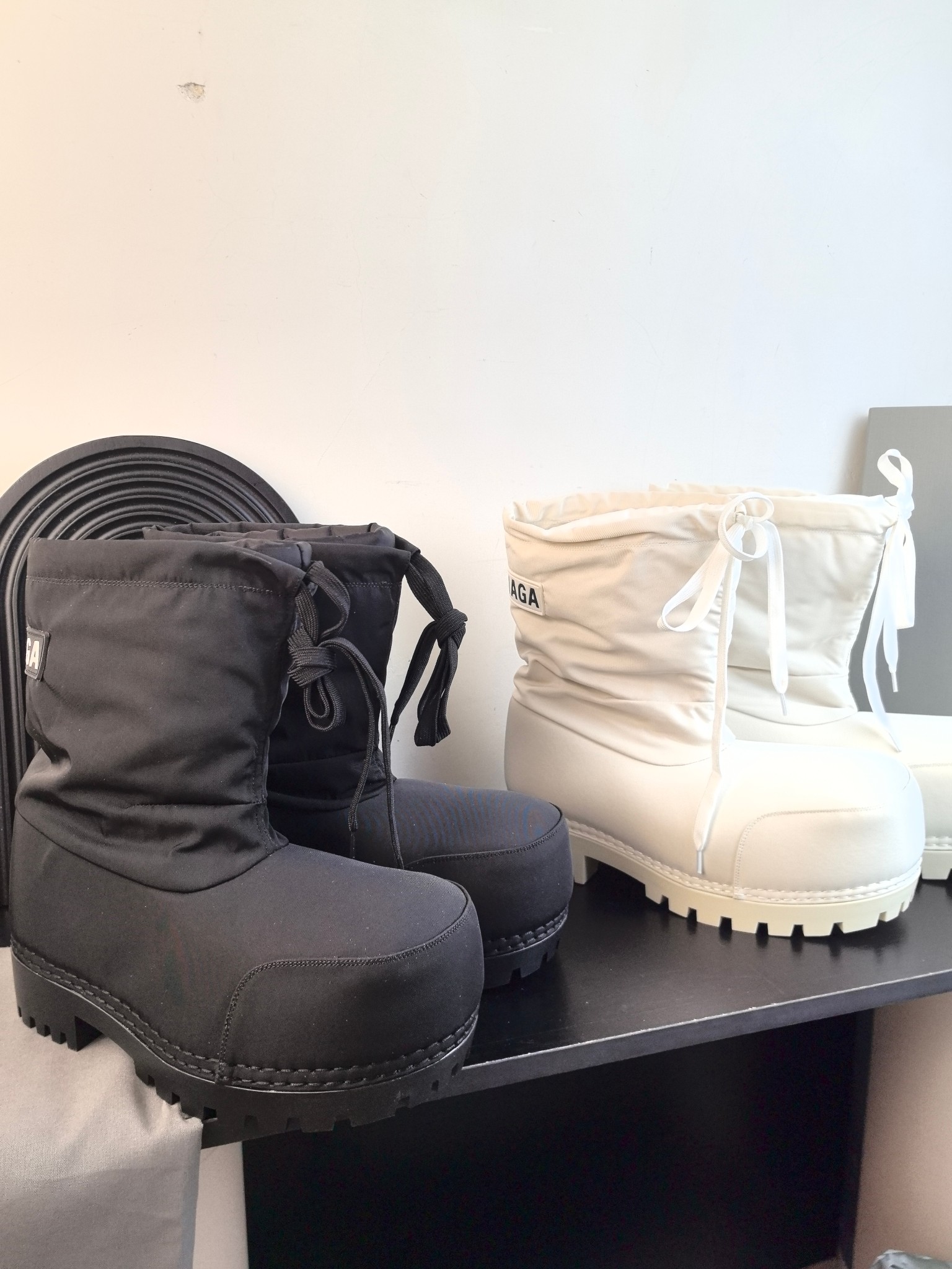 Balencia design latest Skiwer Snow boots higher edition