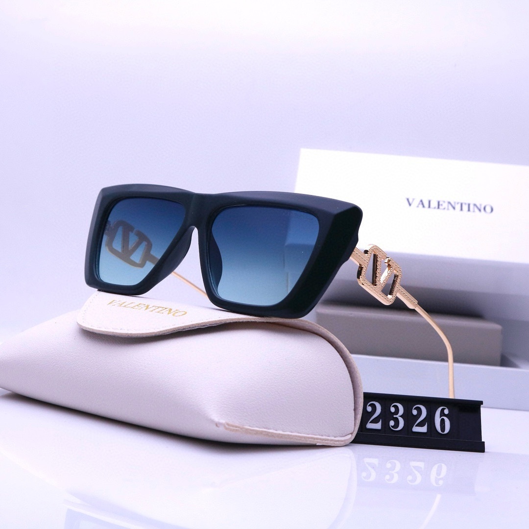 V design Fashion New Sunglasses 2326