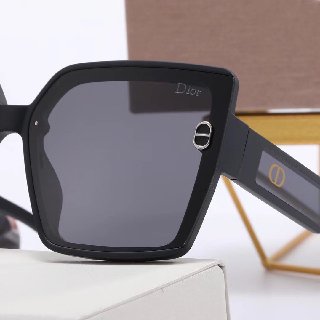 D designsquare elegant sunglasses