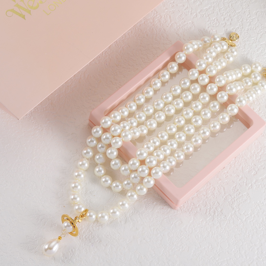 Vivienne Westwood set