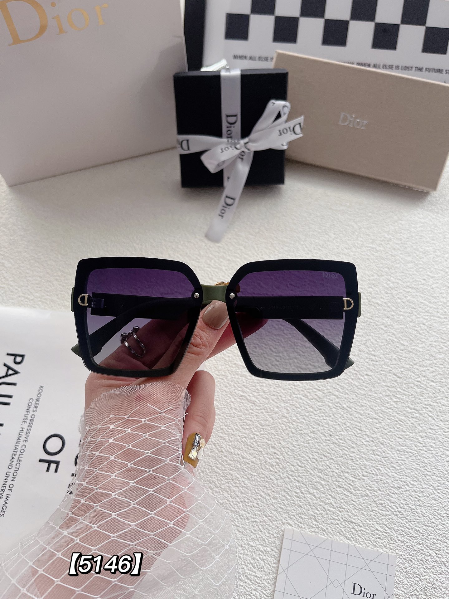 D logo fashion women sunglasses