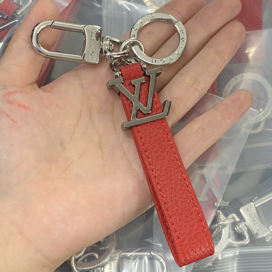 L designnew minimalist leather keychain
