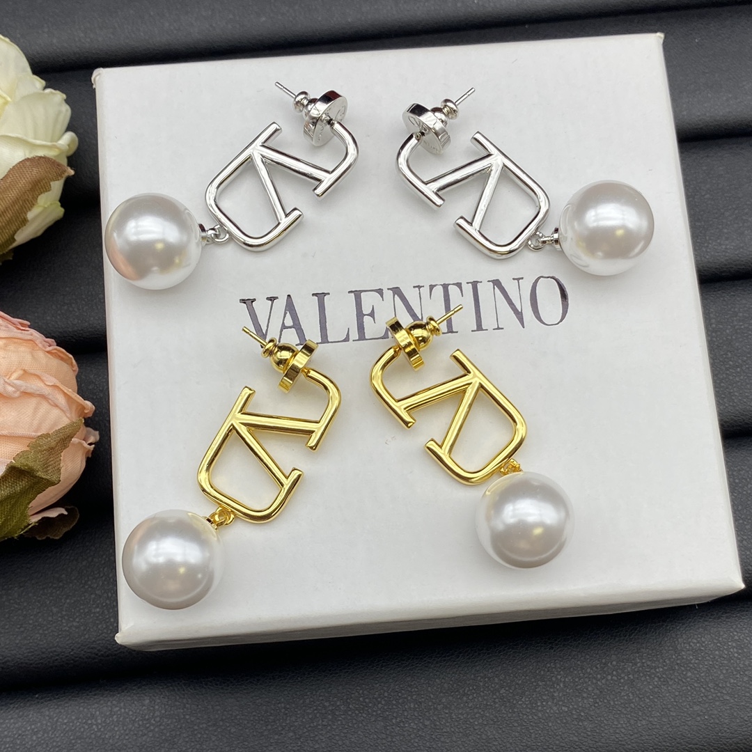 V stylenew earrings