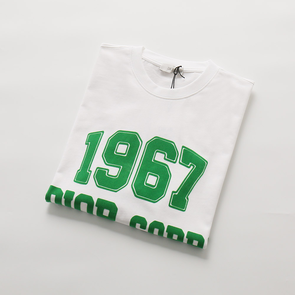 D designSummer New Design Round Neck Unisex Classic T-shirt