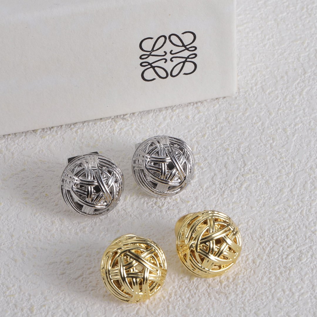 L design  Fashion Earrings