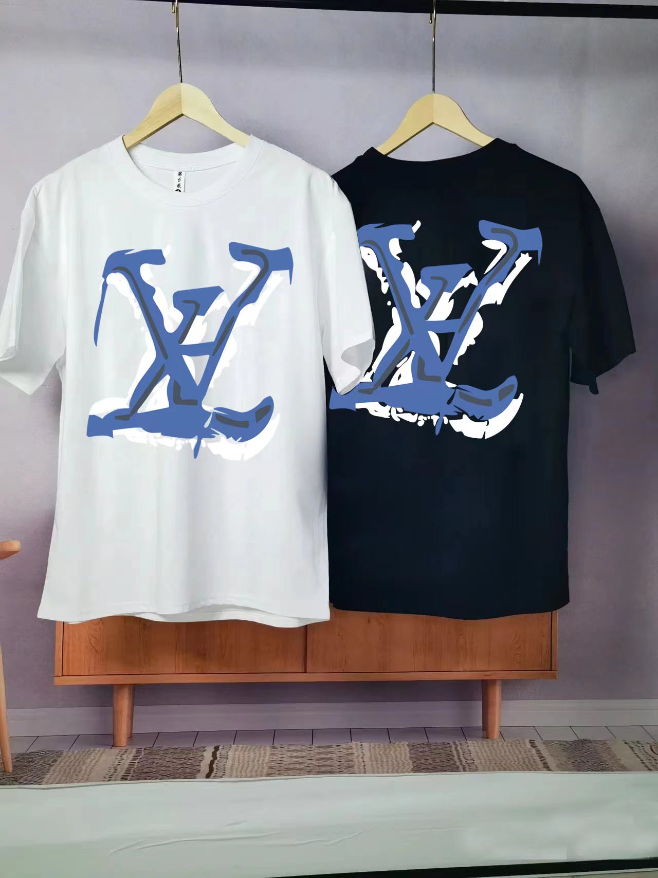 L design  Big Logo Printd Cotton 100 Percent Breathable Unisex Stylish T-shirt