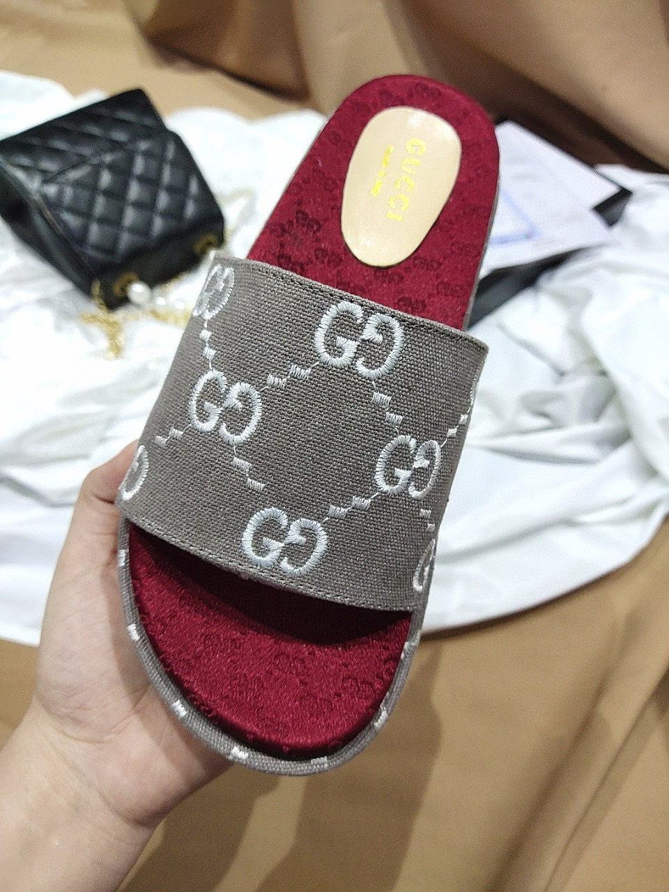 G Suede thick-soled slippers