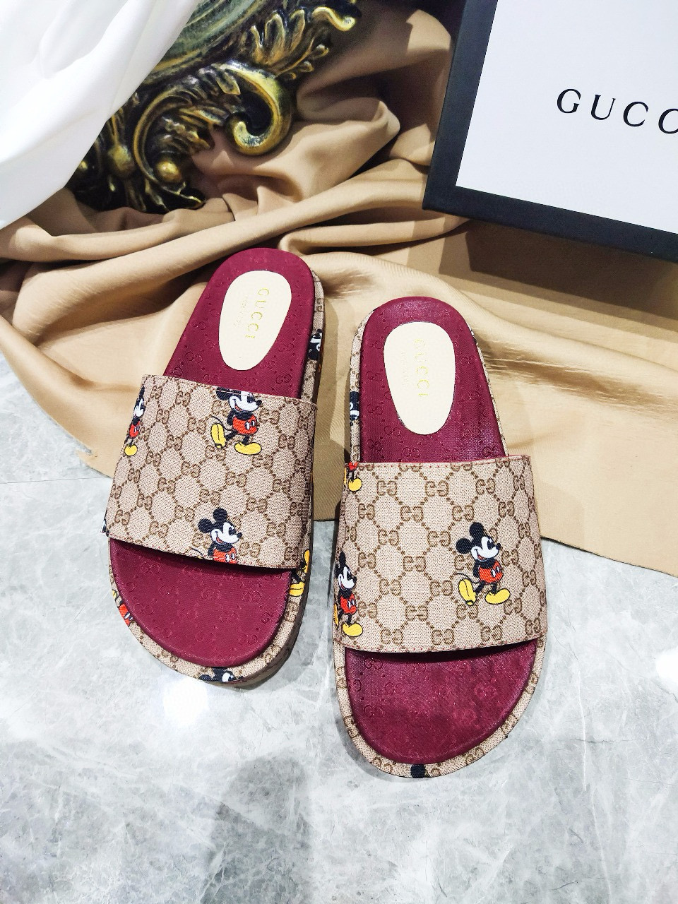 G Suede thick-soled slippers