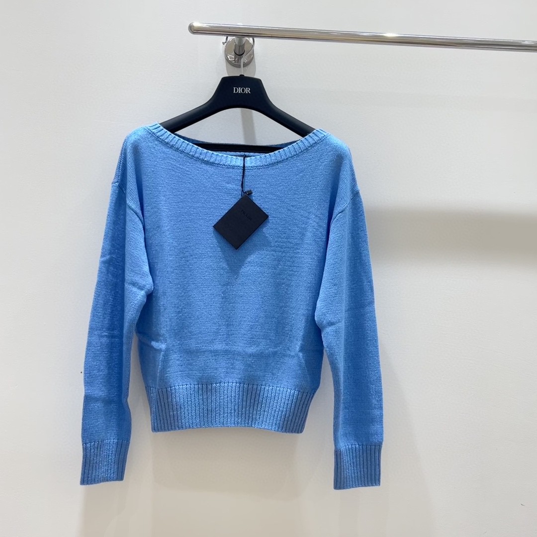 P25 Fashion and casual style one neck back triangle logo knitted long sleeved high-end women's top