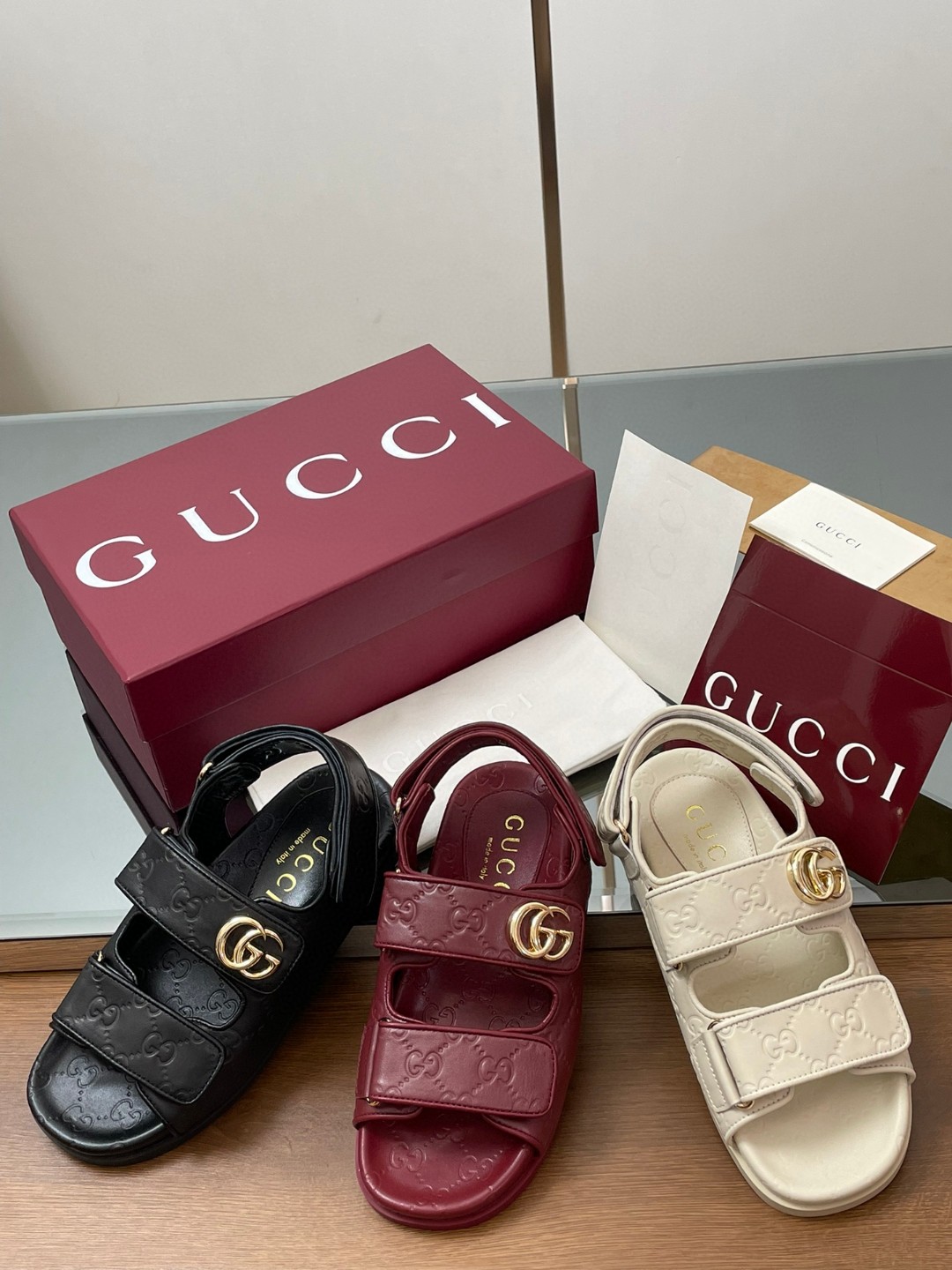 G Sandals with rhinestones and Velcro fasteners