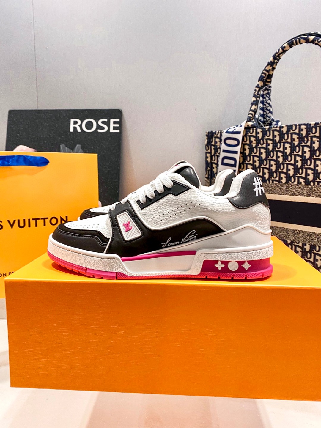 L  TRAINER Couple's low - top sneakers