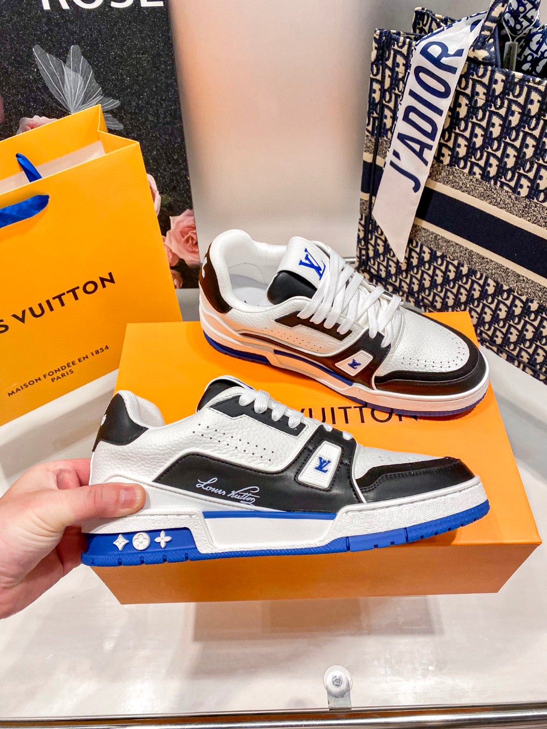 L  TRAINER Couple's low - top sneakers