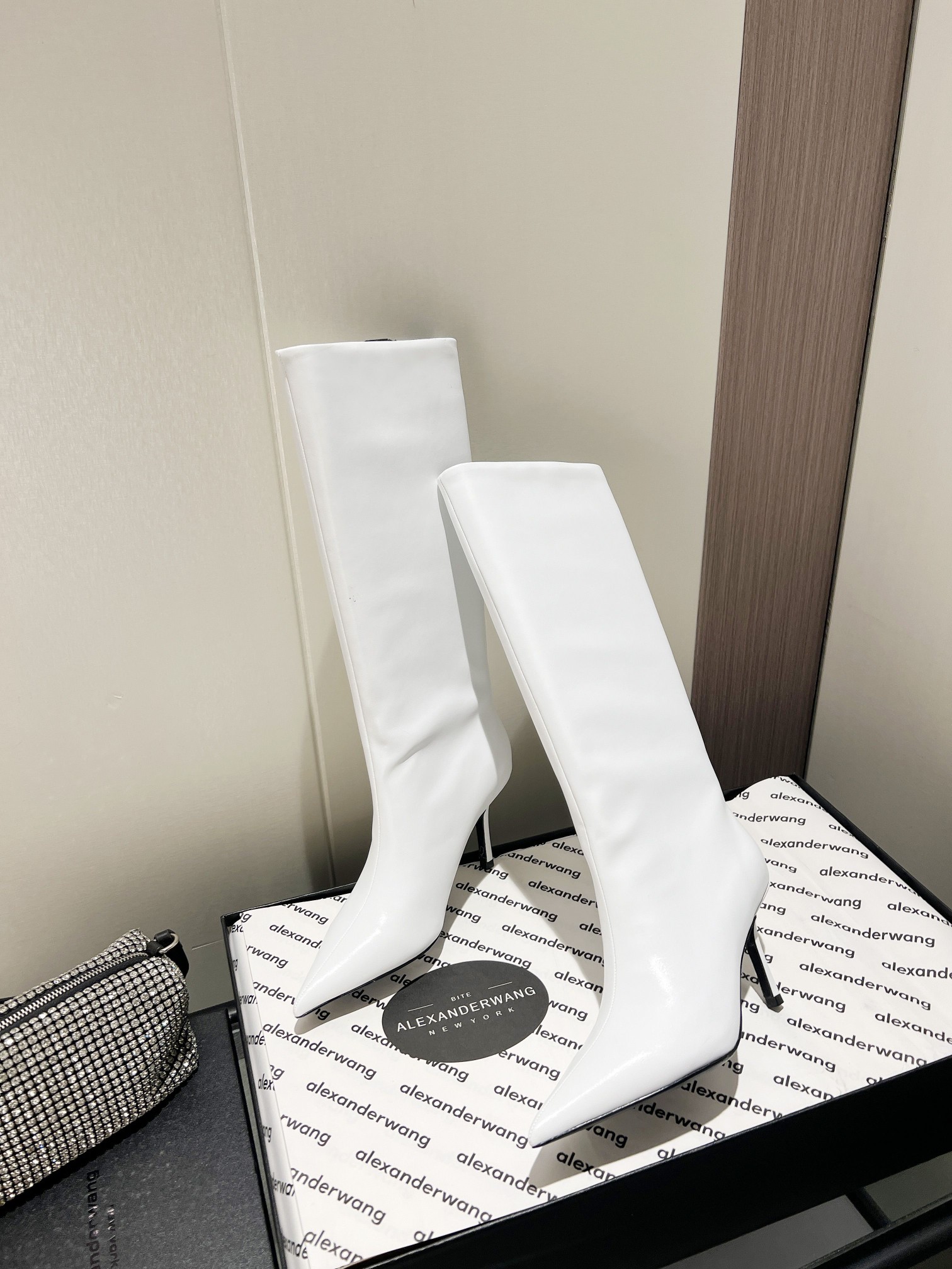 Alexandra. Wang 2023S Autumn/Winter New York Fashion Week Letter Heeled Boots