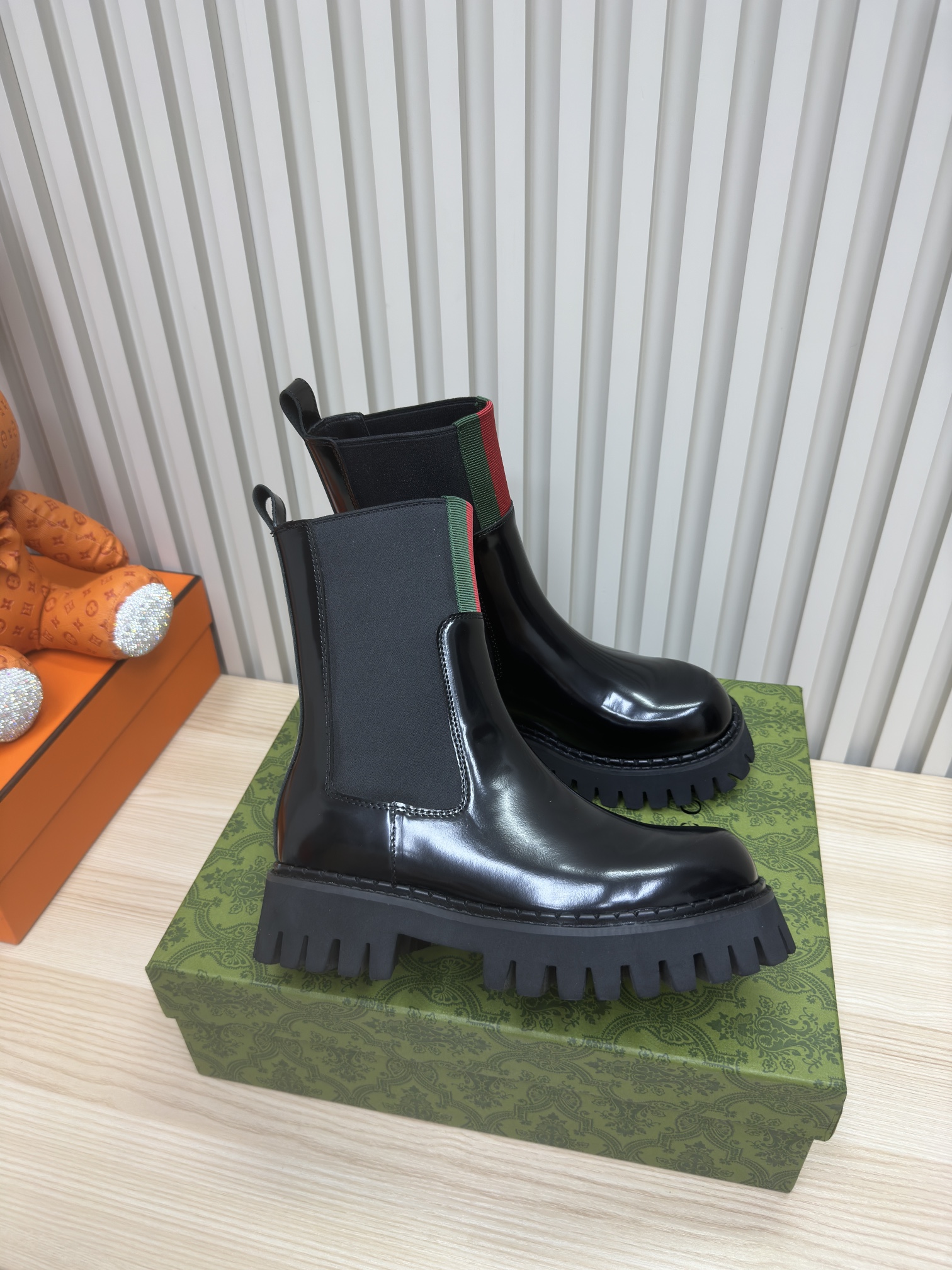 GUCCI&I Women's patent leather lace loafers Women's braided ankle boots